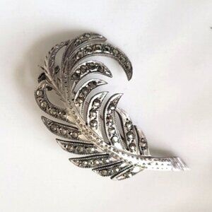 Vintage Antique Sterling Silver Marcasite Stone Pewter Crystal FEATHER Brooch